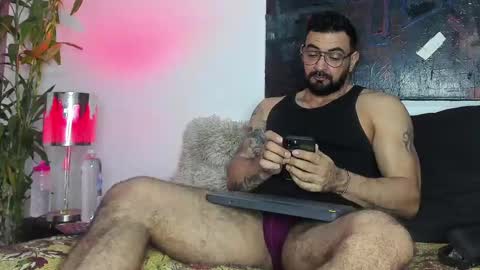 Snapshot of markus_latin chatting on February 11, 12:15 pm Markus latin online show from February 11, 12:15 pm