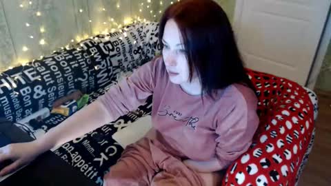 MarleneLue online show from February 15, 3:39 pm