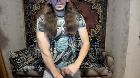Alan online show from February 3, 3:27 pm