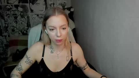 Martha Cameron online show from January 28, 10:23 pm
