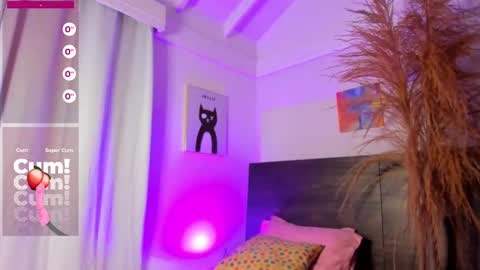 Snapshot of martina_miiller chatting on February 18, 12:39 pm martina mIIler online show from February 18, 12:39 pm