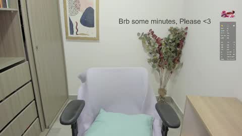 Snapshot of mary_mae chatting on March 7, 12:58 am Girl of your dreams online show from March 7, 12:58 am