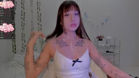 Snapshot of mary_tim chatting on February 24, 7:19 pm Maryana online show from February 24, 7:19 pm