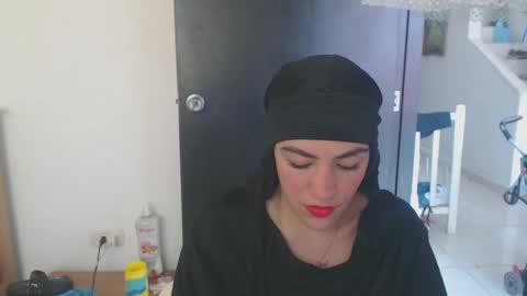 maryam_arabicmilk online show from December 5, 5:23 pm