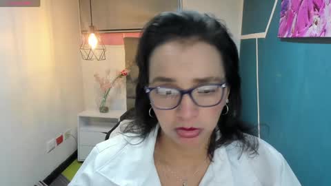 Marylin online show from December 11, 11:00 pm