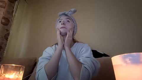 Snapshot of marylynreifsnider chatting on September 9, 7:19 am Hi My name is Elina Im 18 years old. online show from September 9, 7:19 am