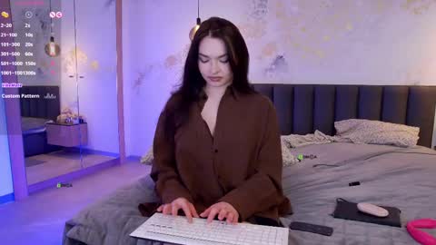Snapshot of marypsiss chatting on February 20, 8:58 pm Marina online show from February 20, 8:58 pm