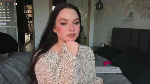 Snapshot of marypsiss chatting on February 27, 3:15 pm Marina online show from February 27, 3:15 pm