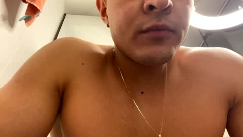 Snapshot of mason_bennet chatting on January 20, 4:21 am Mason Bennet online show from January 20, 4:21 am
