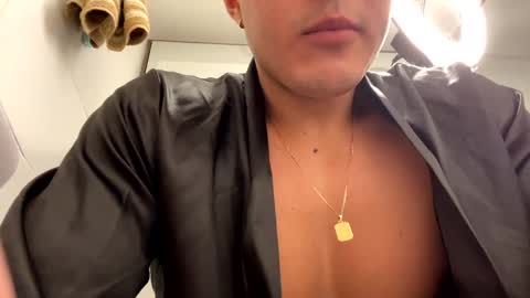 Snapshot of mason_bennet chatting on January 28, 7:53 am Mason Bennet online show from January 28, 7:53 am