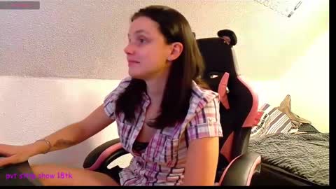 Snapshot of massageofyourlife chatting on February 21, 8:05 pm Queeny Kathy Online at 2030 MEZ Sunday Wednesday online show from February 21, 8:05 pm