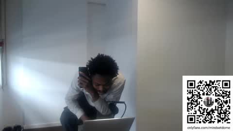 Snapshot of masterdomfuck chatting on September 16, 6:00 pm Masterdomfuck online show from September 16, 6:00 pm