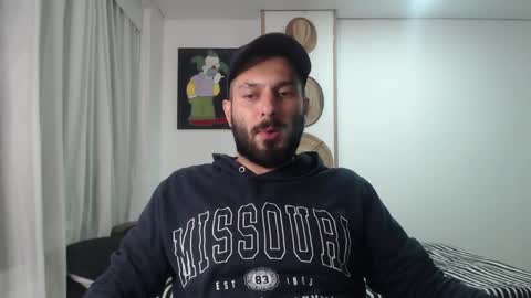   online show from December 1, 11:51 pm