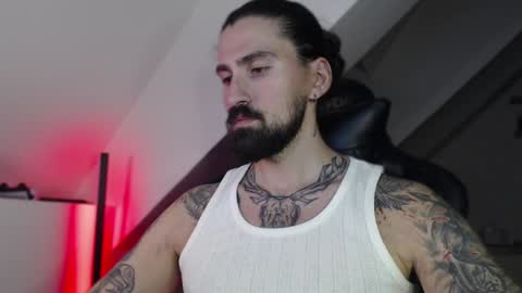 Snapshot of mateohalifa chatting on December 16, 8:05 pm mateohalifa online show from December 16, 8:05 pm