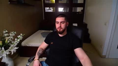 Snapshot of matiasdean chatting on February 24, 8:27 am MatiasDean online show from February 24, 8:27 am