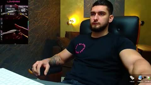 Snapshot of matiasdean chatting on September 21, 4:49 am MatiasDean online show from September 21, 4:49 am