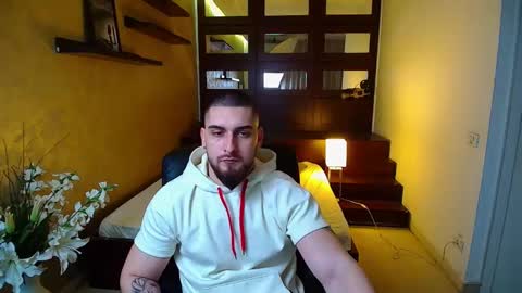 Snapshot of matiasdean chatting on March 1, 5:31 am MatiasDean online show from March 1, 5:31 am