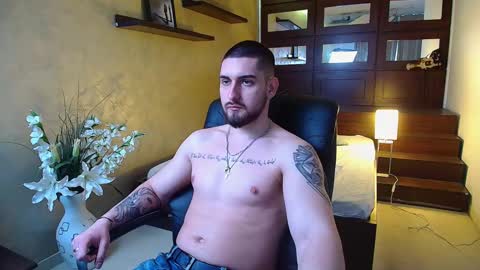 Snapshot of matiasdean chatting on March 10, 8:28 am MatiasDean online show from March 10, 8:28 am