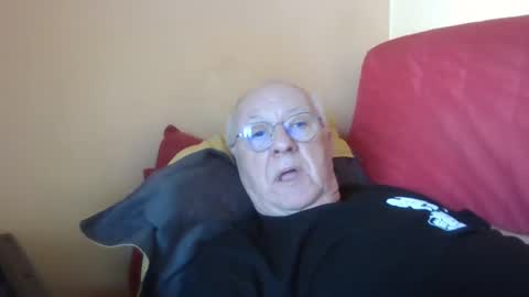 Snapshot of matricule4246 chatting on February 4, 12:22 pm joyaam79 online show from February 4, 12:22 pm
