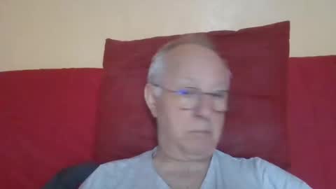 Snapshot of matricule4246 chatting on March 9, 9:13 am joyaam79 online show from March 9, 9:13 am