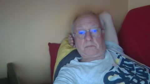 Snapshot of matricule4246 chatting on March 9, 4:33 pm joyaam79 online show from March 9, 4:33 pm