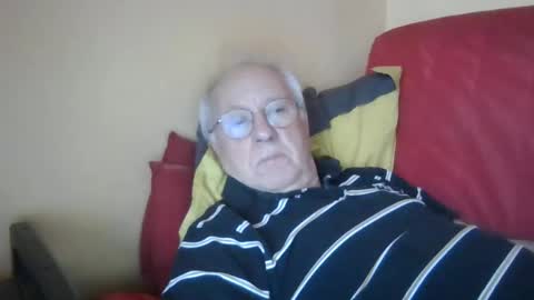 Snapshot of matricule4246 chatting on January 8, 8:49 am joyaam79 online show from January 8, 8:49 am