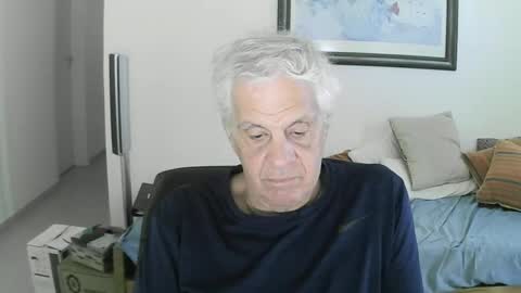 Snapshot of max_2017 chatting on February 7, 8:31 pm max_2017 online show from February 7, 8:31 pm