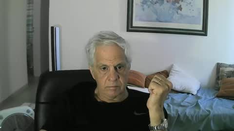 Snapshot of max_2017 chatting on January 27, 9:55 pm max_2017 online show from January 27, 9:55 pm