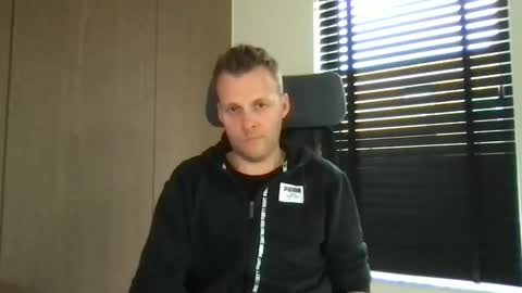 Snapshot of max_straight_1 chatting on March 11, 8:41 am Max take off clothes online show from March 11, 8:41 am