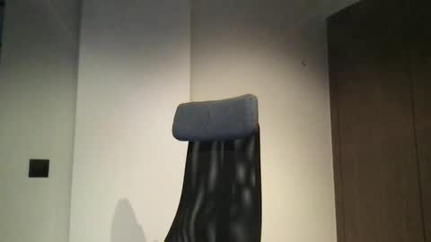 Snapshot of max_straight_1 chatting on September 10, 6:09 pm Max take off clothes online show from September 10, 6:09 pm