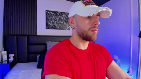 Maximo Wolf online show from February 26, 8:04 pm