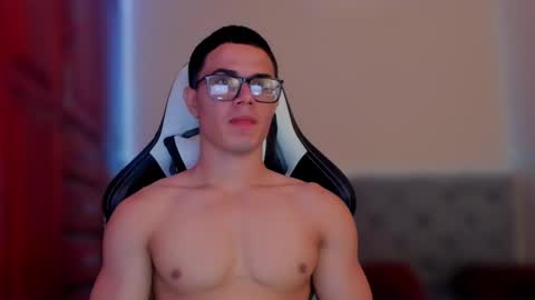 Maximus online show from January 13, 5:02 pm