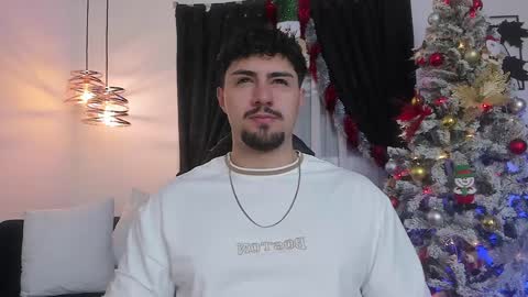 Maximo online show from December 5, 8:38 am