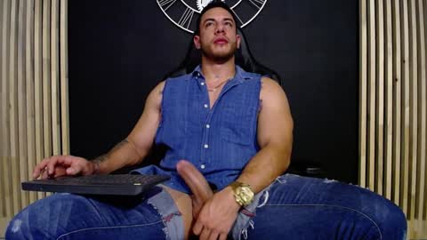 maxxxpowerful online show from December 2, 1:51 am