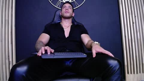 maxxxpowerful online show from December 12, 3:21 am