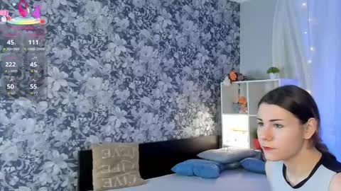 Snapshot of may_want chatting on September 13, 9:56 am Leila online show from September 13, 9:56 am