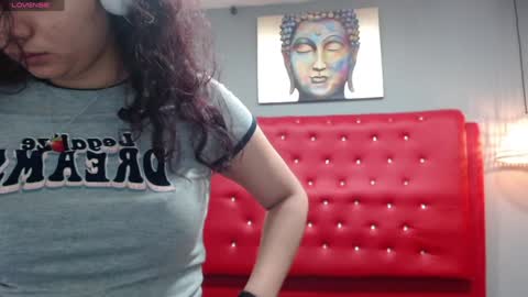 Maya online show from January 6, 12:13 pm