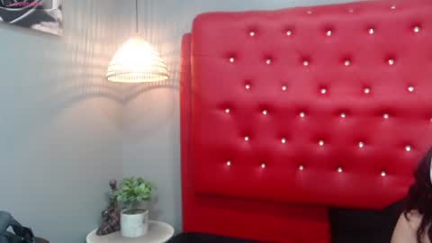 Maya online show from December 29, 11:50 am
