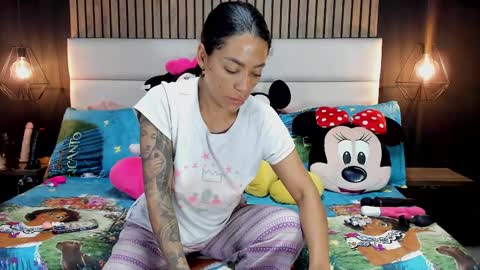 Nicolle Ruselle   Hello my lovely  schedule for great fun from  630 am and end 800 pm Colombian time I wait for you online show from February 14, 10:38 am
