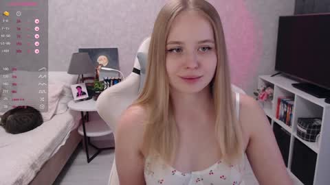 maybebabyx online show from December 5, 8:05 am