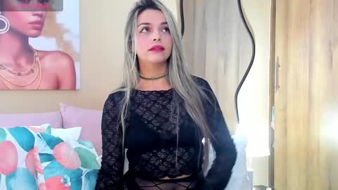 MaylinFox online show from February 24, 1:10 pm