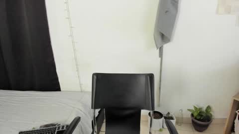 mazikeen_18 online show from January 18, 12:47 pm