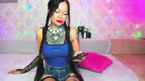 Helena Tuman online show from January 31, 6:35 am