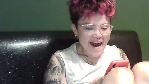Megan and sophi online show from December 3, 6:54 am