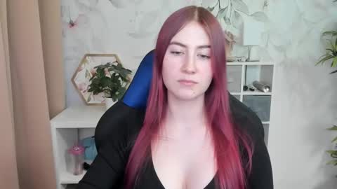 Snapshot of meganx_candy chatting on January 13, 5:23 pm Megan online show from January 13, 5:23 pm