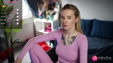 Snapshot of mel_collins chatting on March 4, 12:22 pm MELANIE PVT ONLY 60TK PER MIN online show from March 4, 12:22 pm