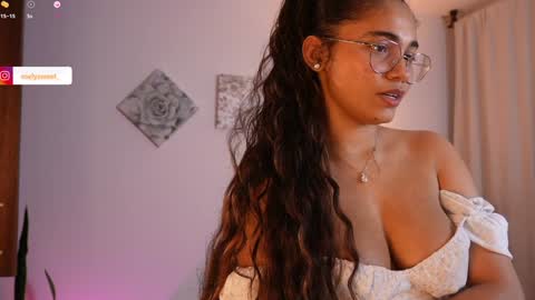 Snapshot of melanieryann_ chatting on January 7, 6:38 am Ig melysweet online show from January 7, 6:38 am