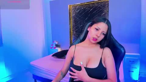  Melani  dont forget to follow me and like  online show from February 22, 3:45 am