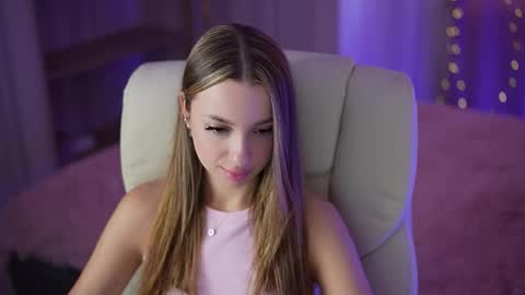 Snapshot of melisarosss chatting on September 21, 6:39 am Melisa Ross online show from September 21, 6:39 am