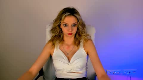 Melissa online show from March 11, 8:20 pm